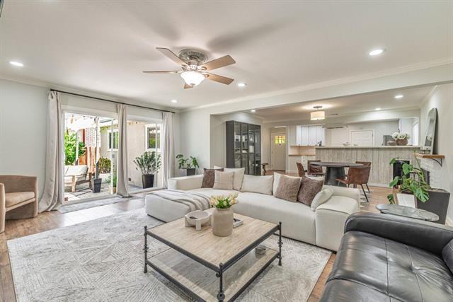 Front Image Thumbnail for ML82025813