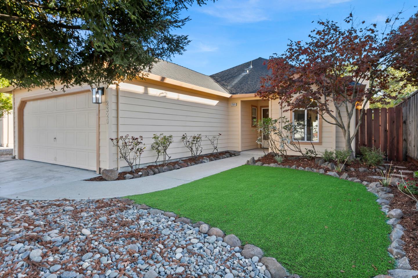 Front Image Thumbnail for ML82025816