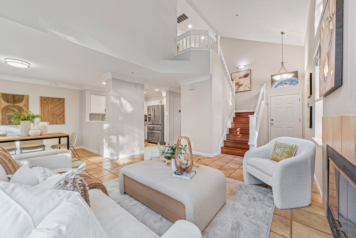 Front Image Thumbnail for ML82025931