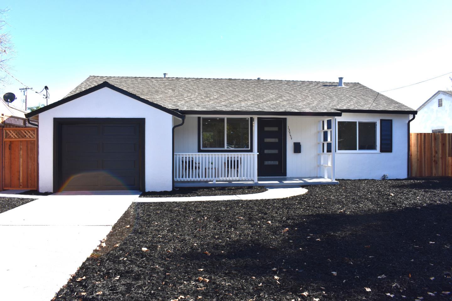 Front Image Thumbnail for ML82025975