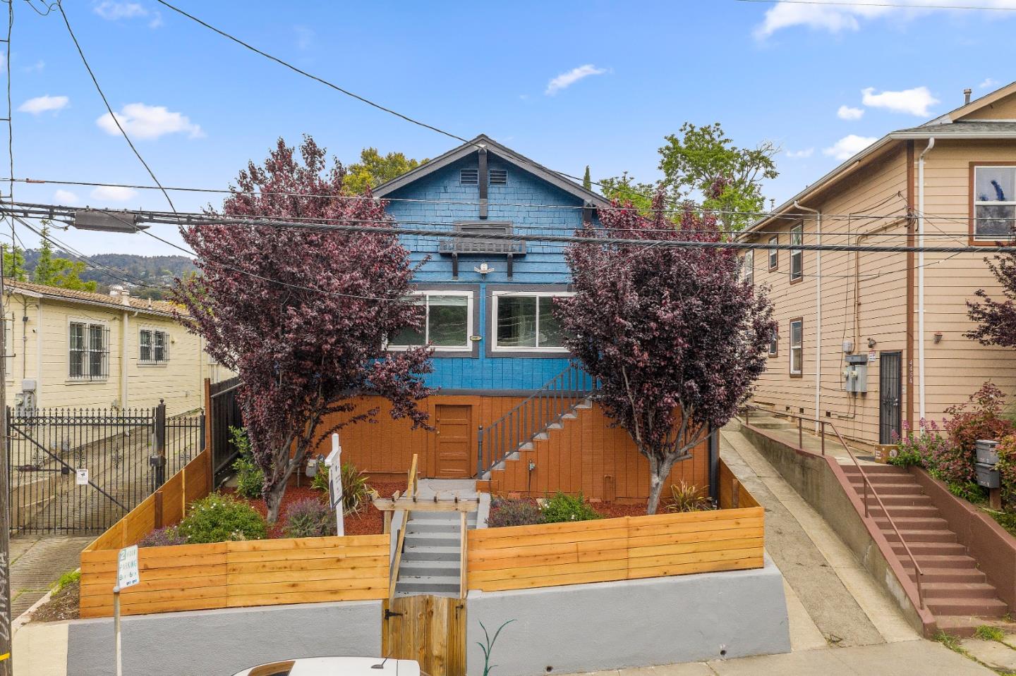 Front Image Thumbnail for ML82025978