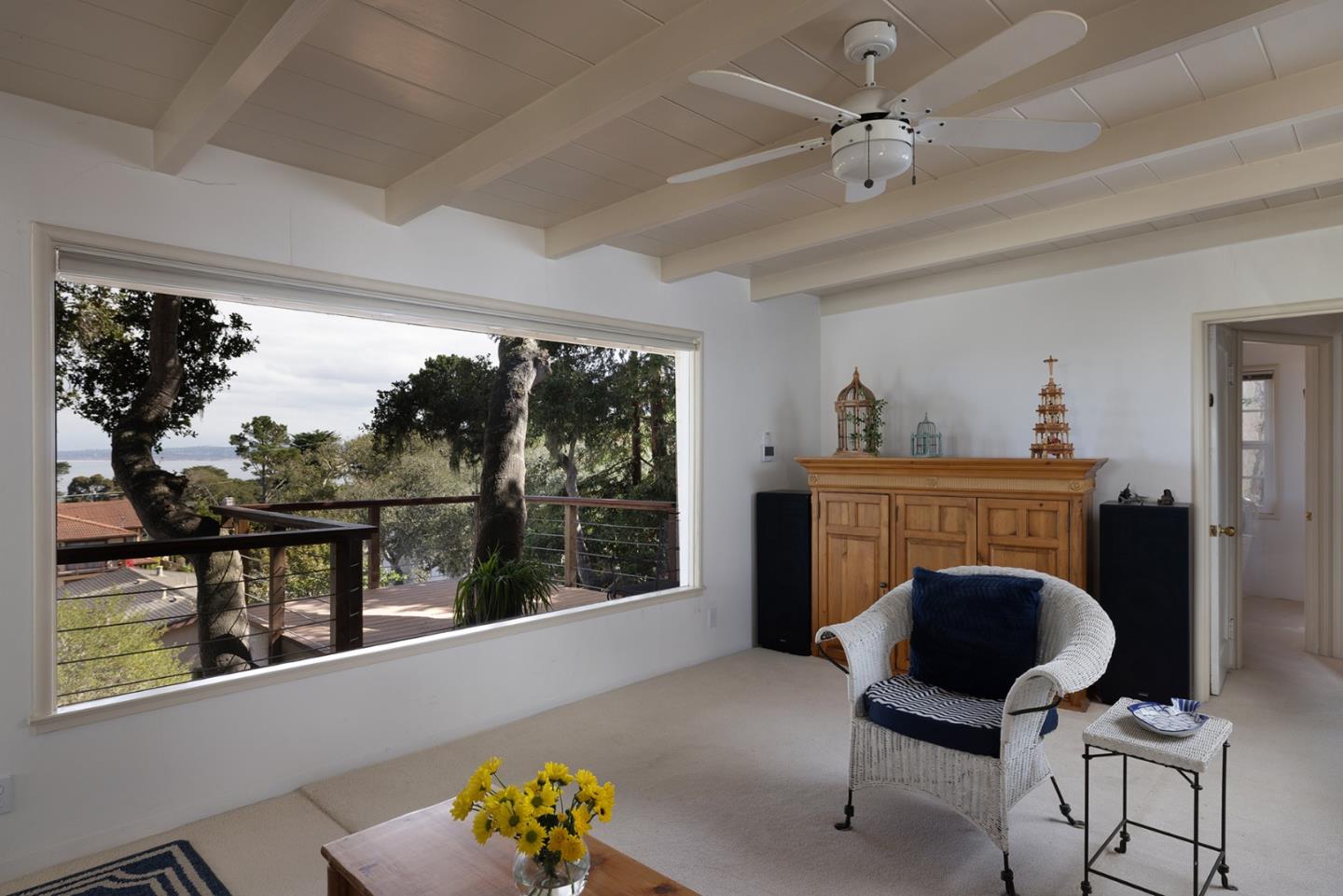 Front Image Thumbnail for ML82025989