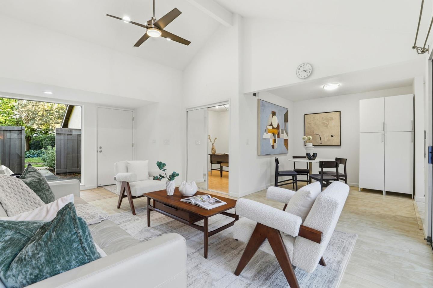 Front Image Thumbnail for ML82026004