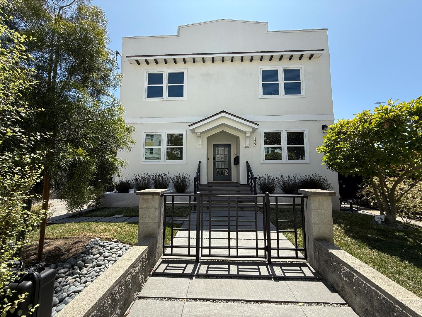 Front Image Thumbnail for ML82026018