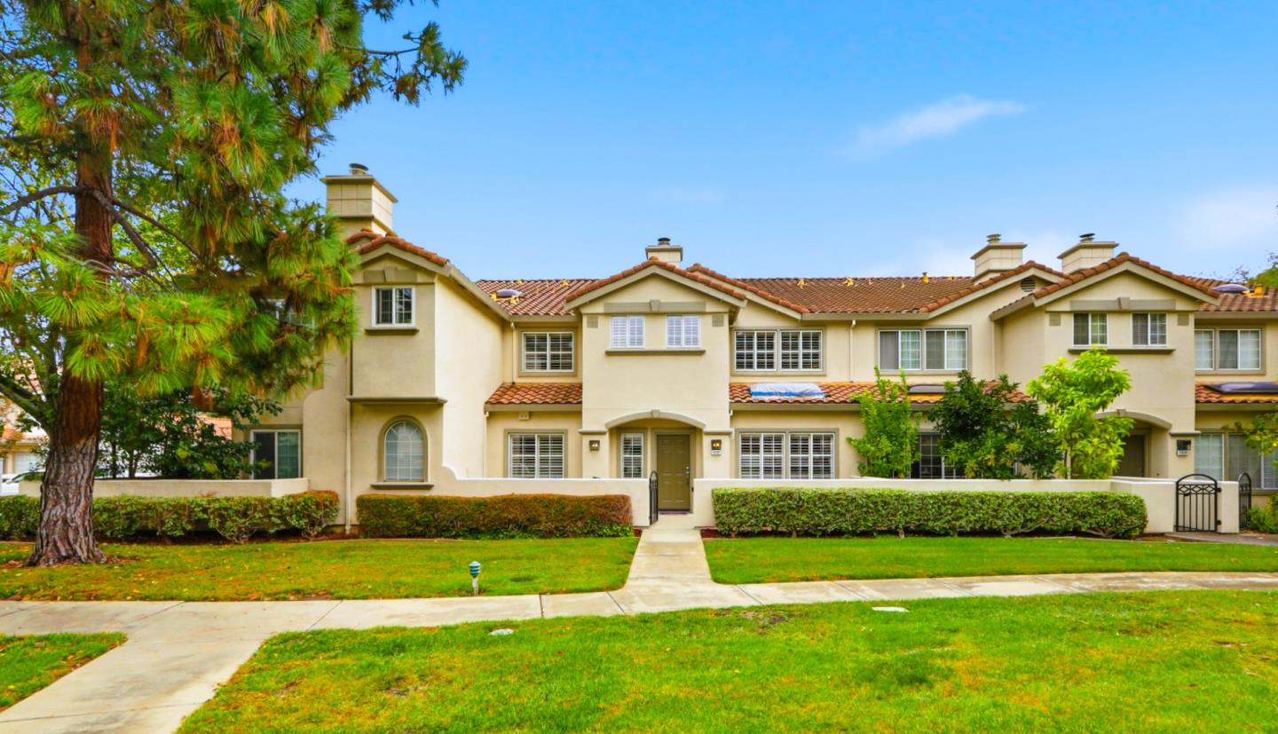 Front Image Thumbnail for ML82026055