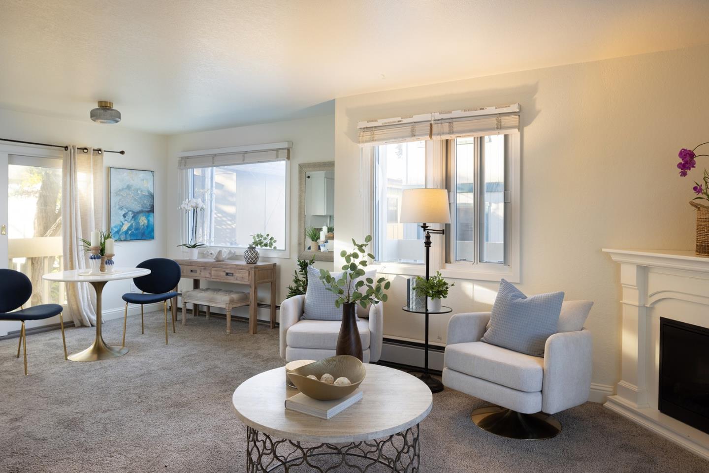 Front Image Thumbnail for ML82026099