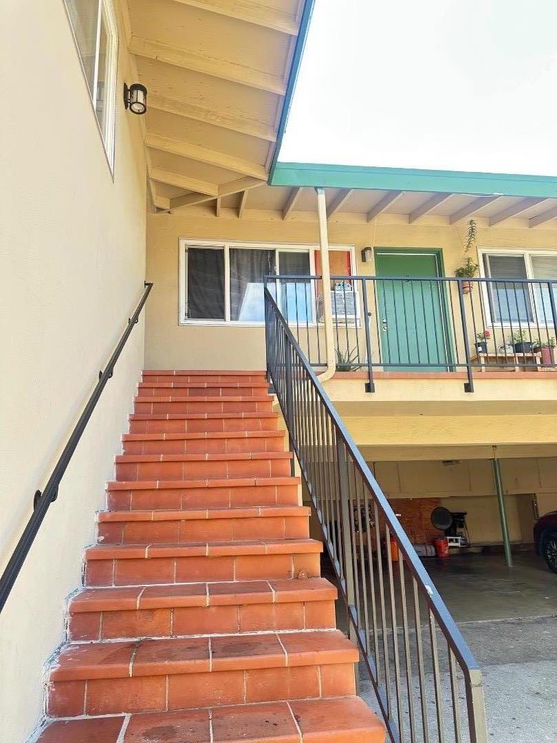 Front Image Thumbnail for ML82026122