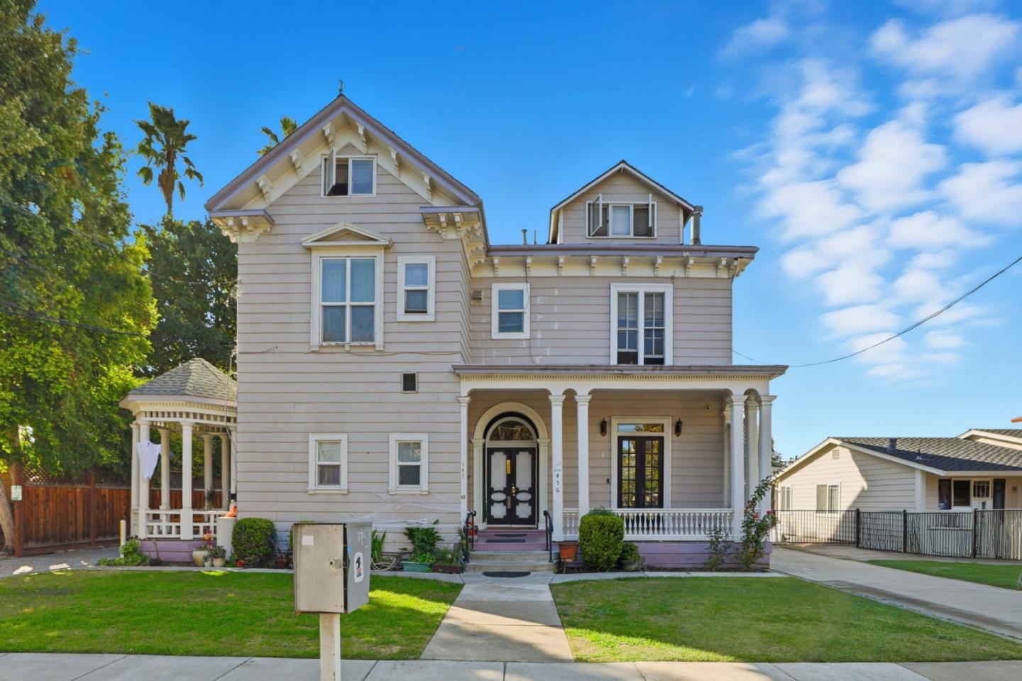 Front Image Thumbnail for ML82026156