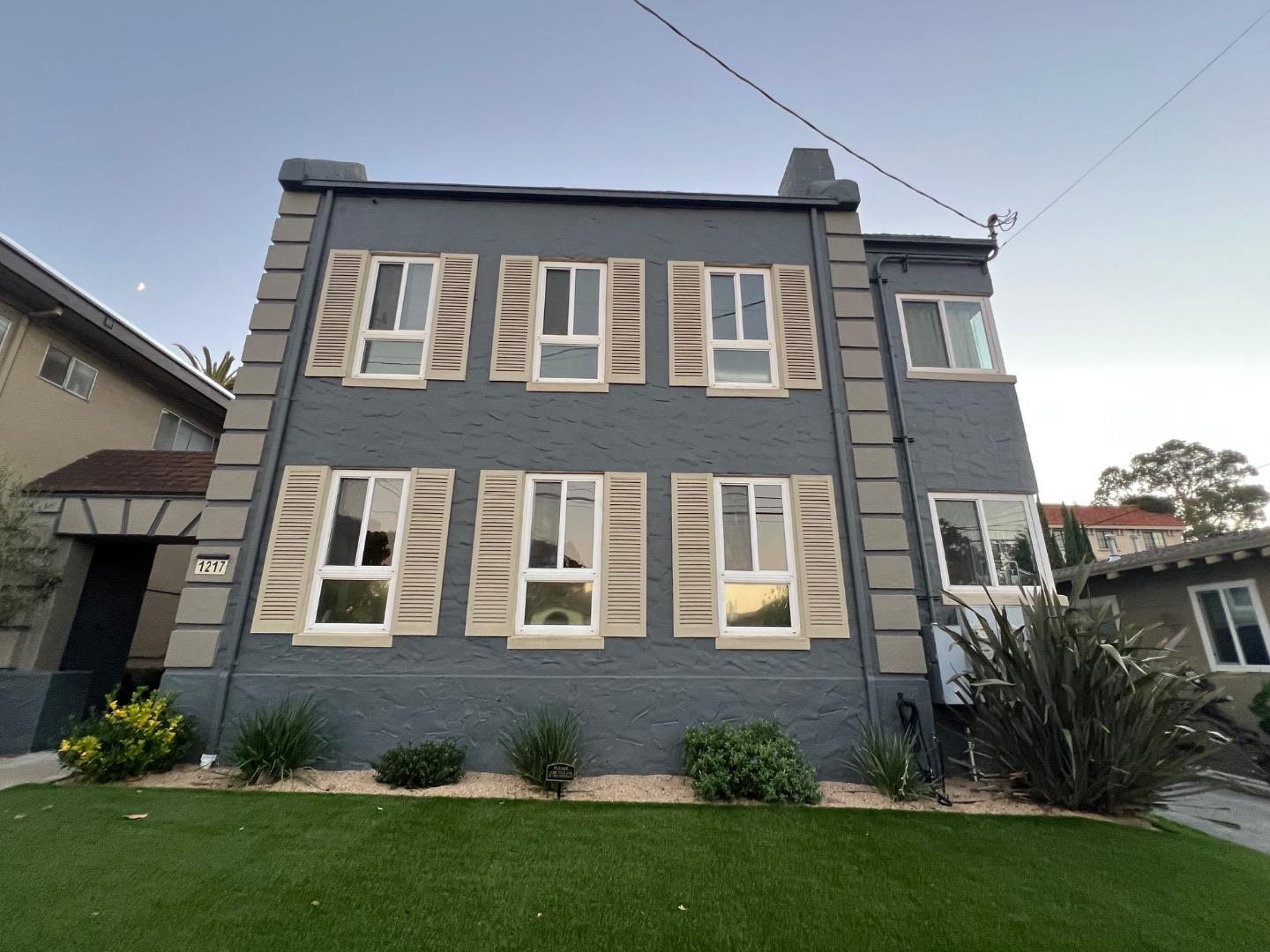 Front Image Thumbnail for ML82026197