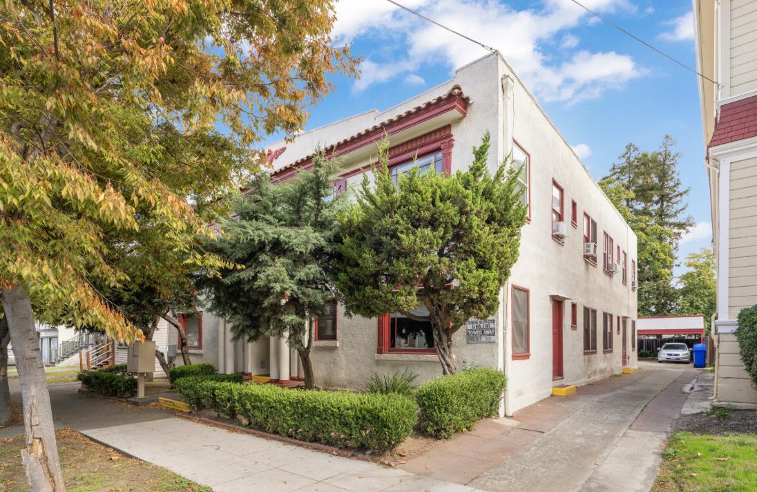 Front Image Thumbnail for ML82026219