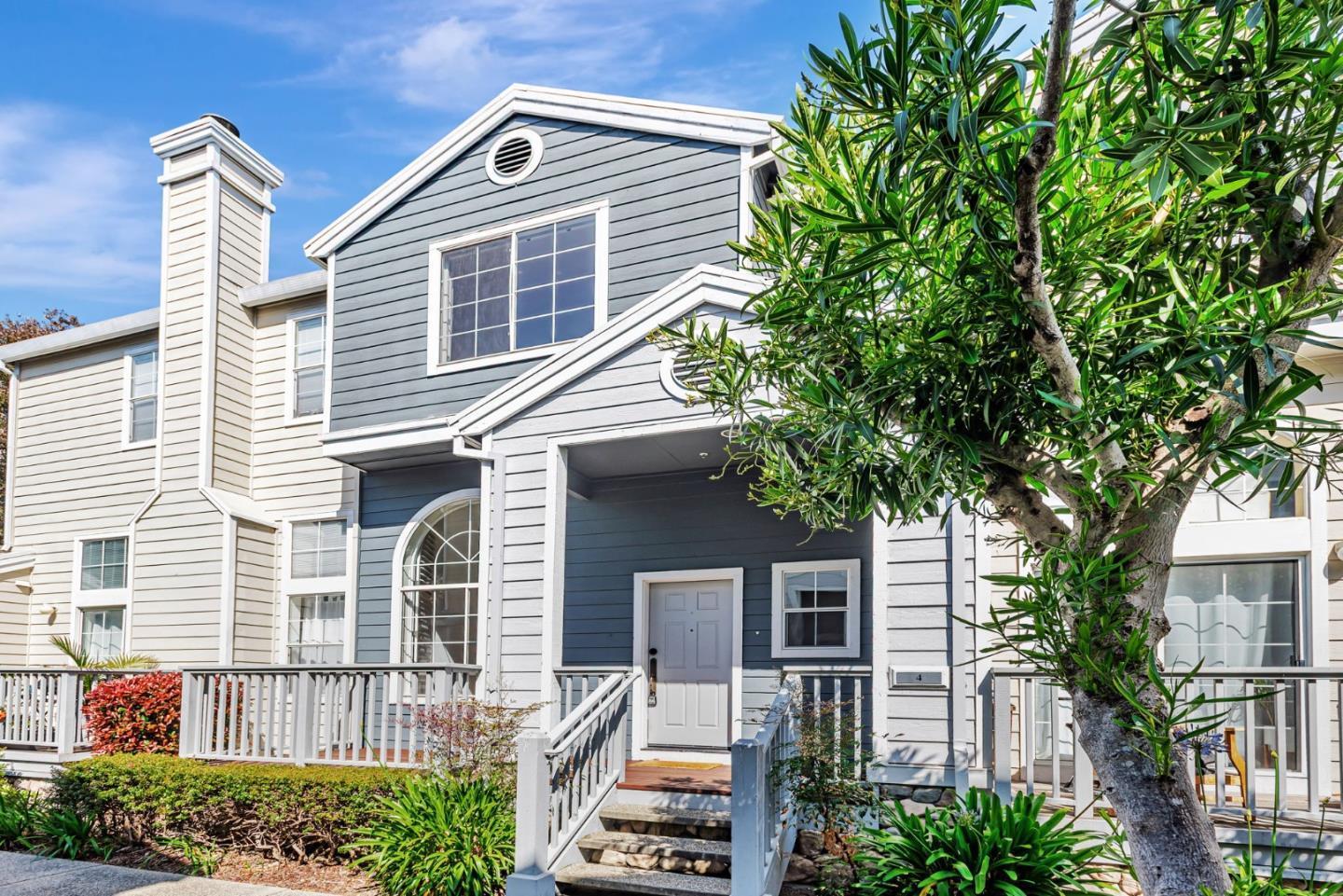 Front Image Thumbnail for ML82026235