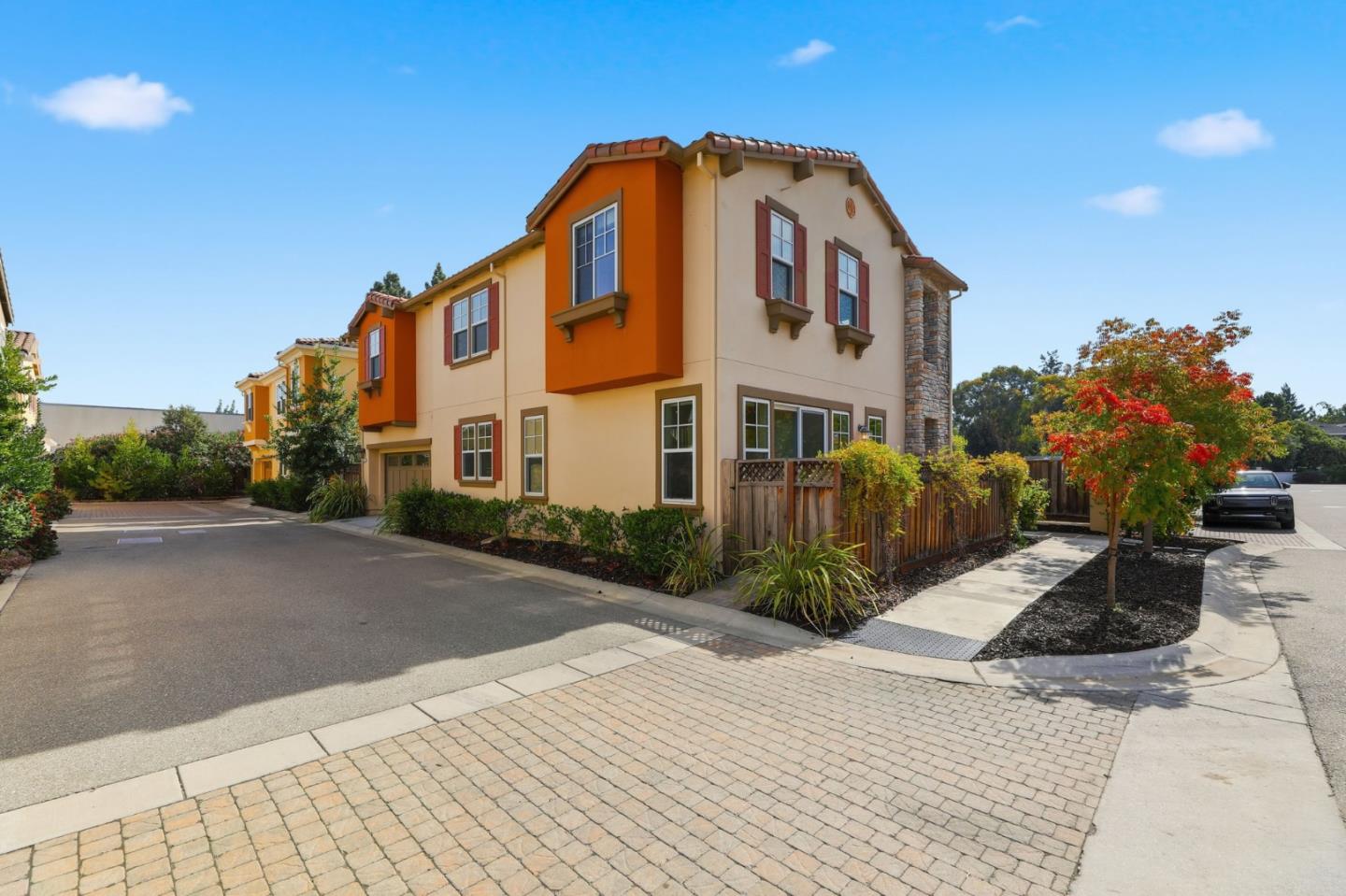 Front Image Thumbnail for ML82026244