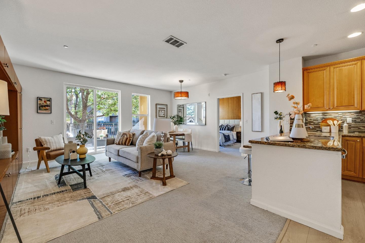 Front Image Thumbnail for ML82026275