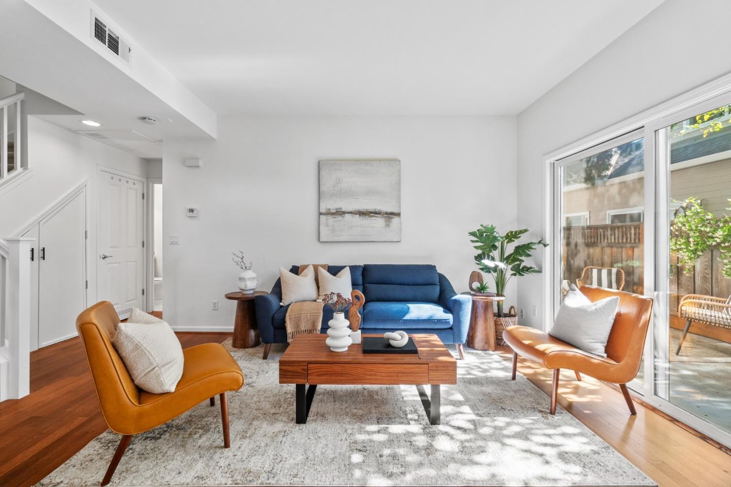 Front Image Thumbnail for ML82026446