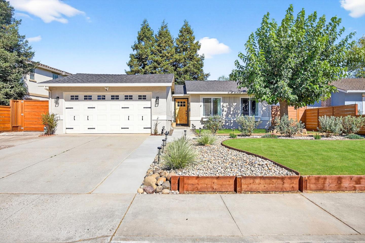 Front Image Thumbnail for ML82026457