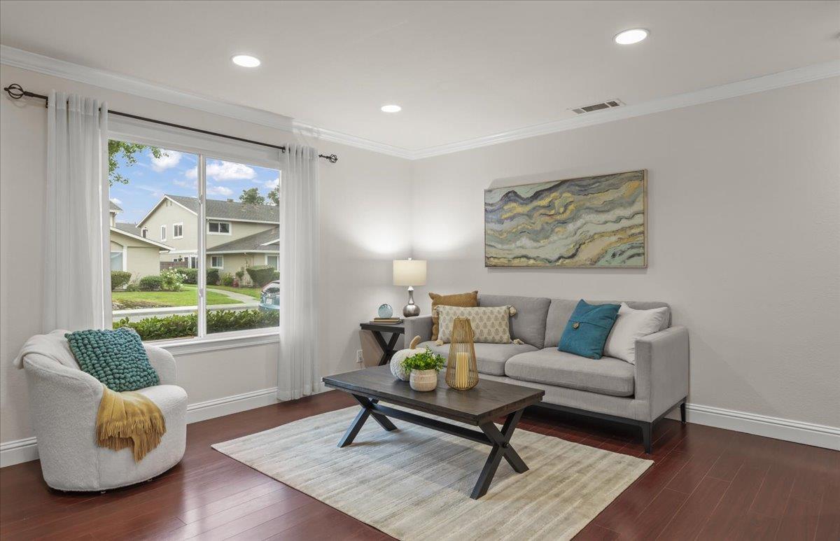 Front Image Thumbnail for ML82026467