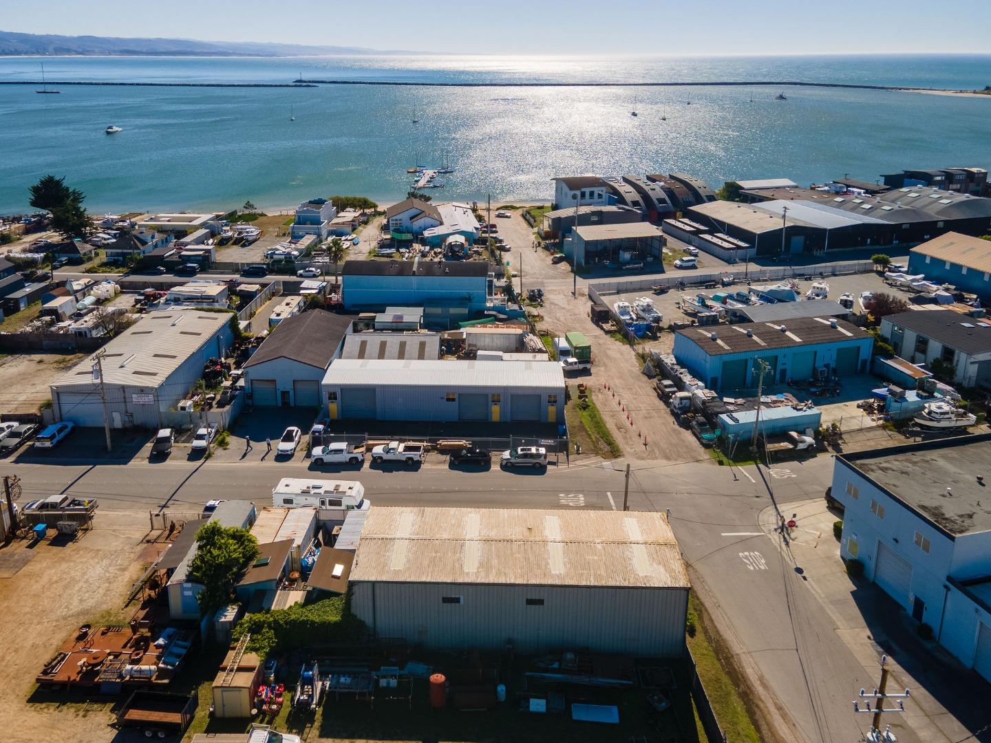 Front Image Thumbnail for ML82026478