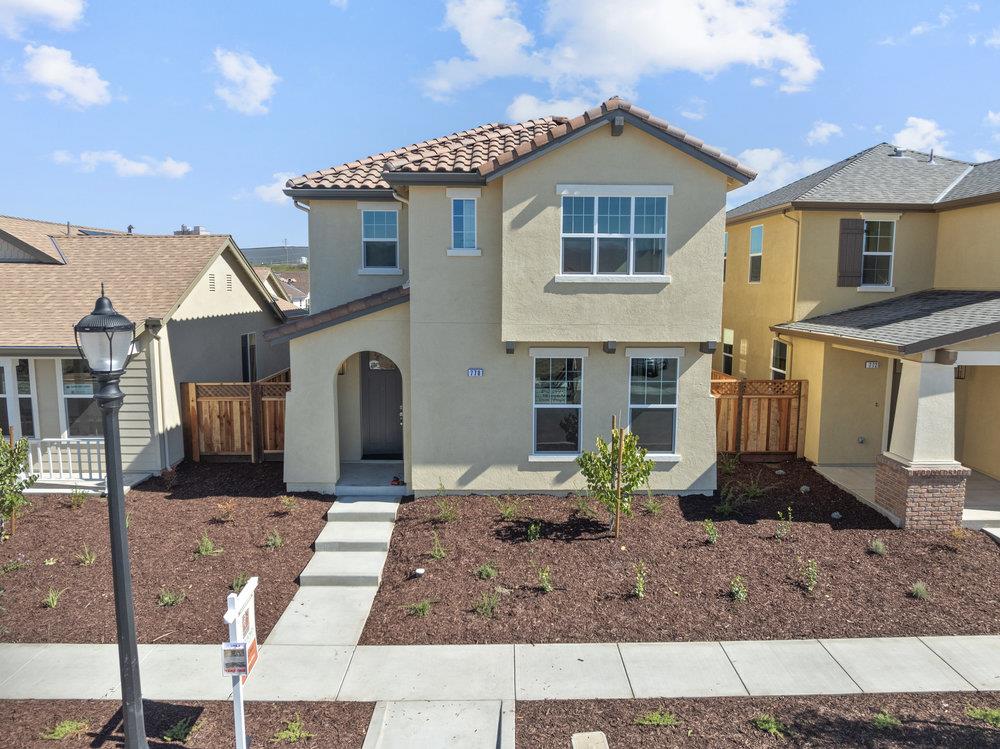 Front Image Thumbnail for ML82026500