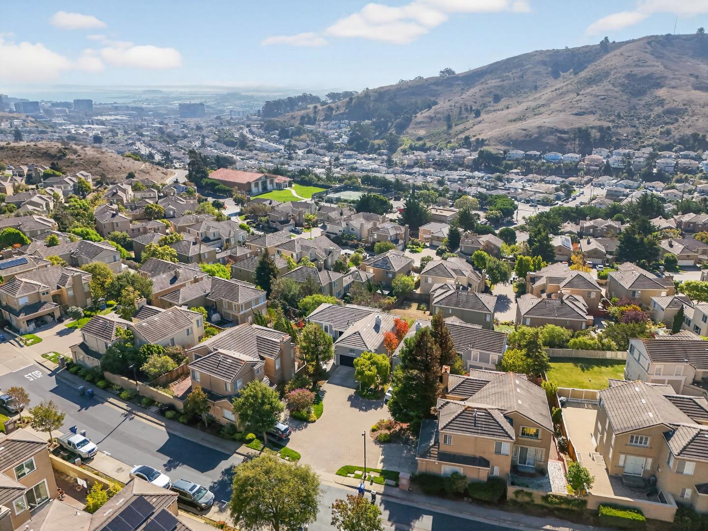 Front Image Thumbnail for ML82026539