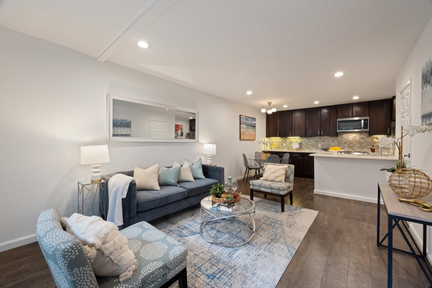 Front Image Thumbnail for ML82026540