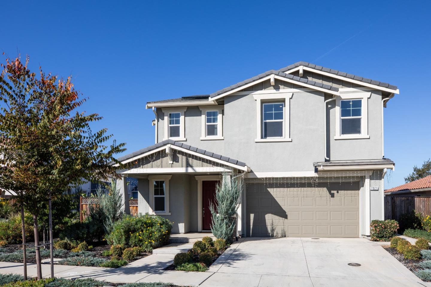 Front Image Thumbnail for ML82026711