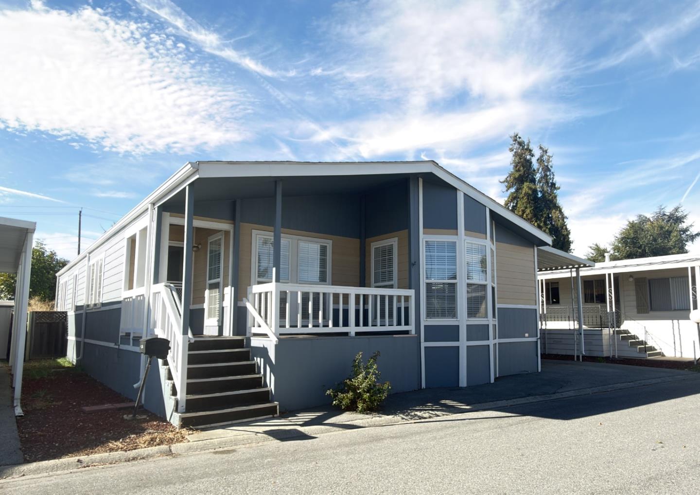 Front Image Thumbnail for ML82026715