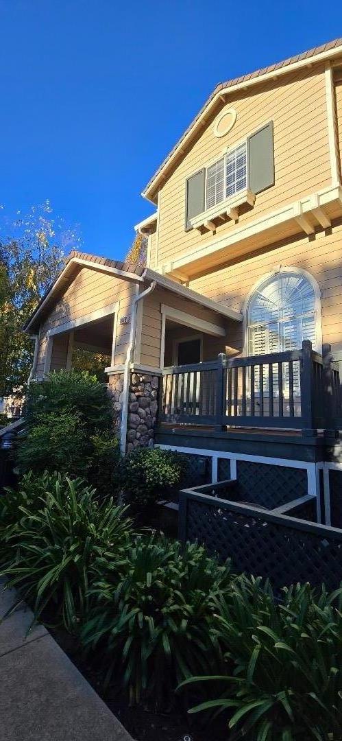 Front Image Thumbnail for ML82026723