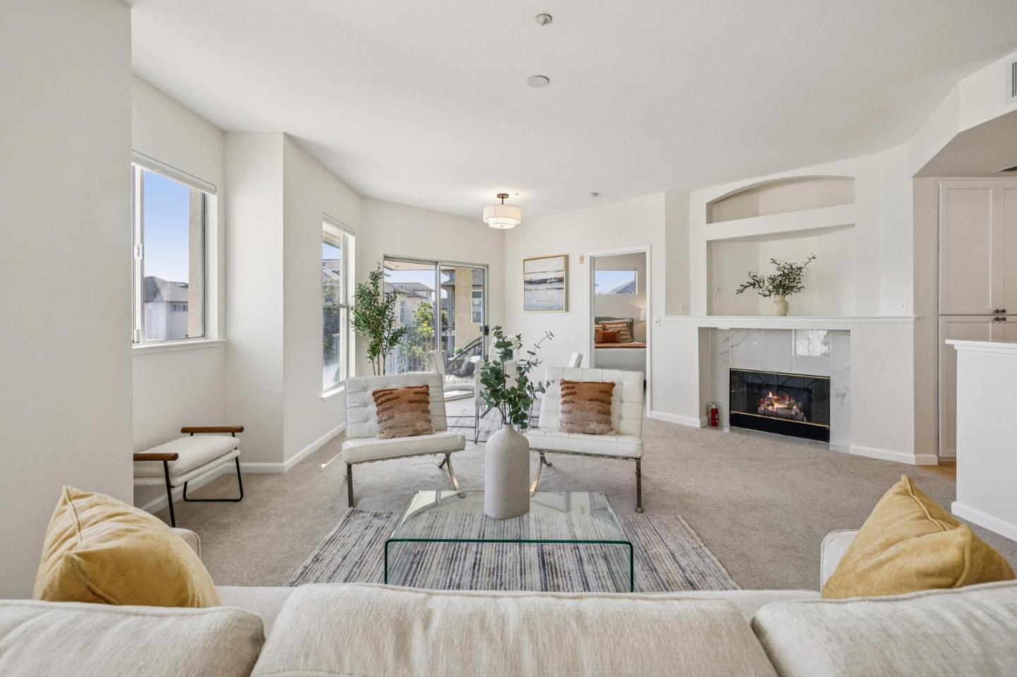 Front Image Thumbnail for ML82026757