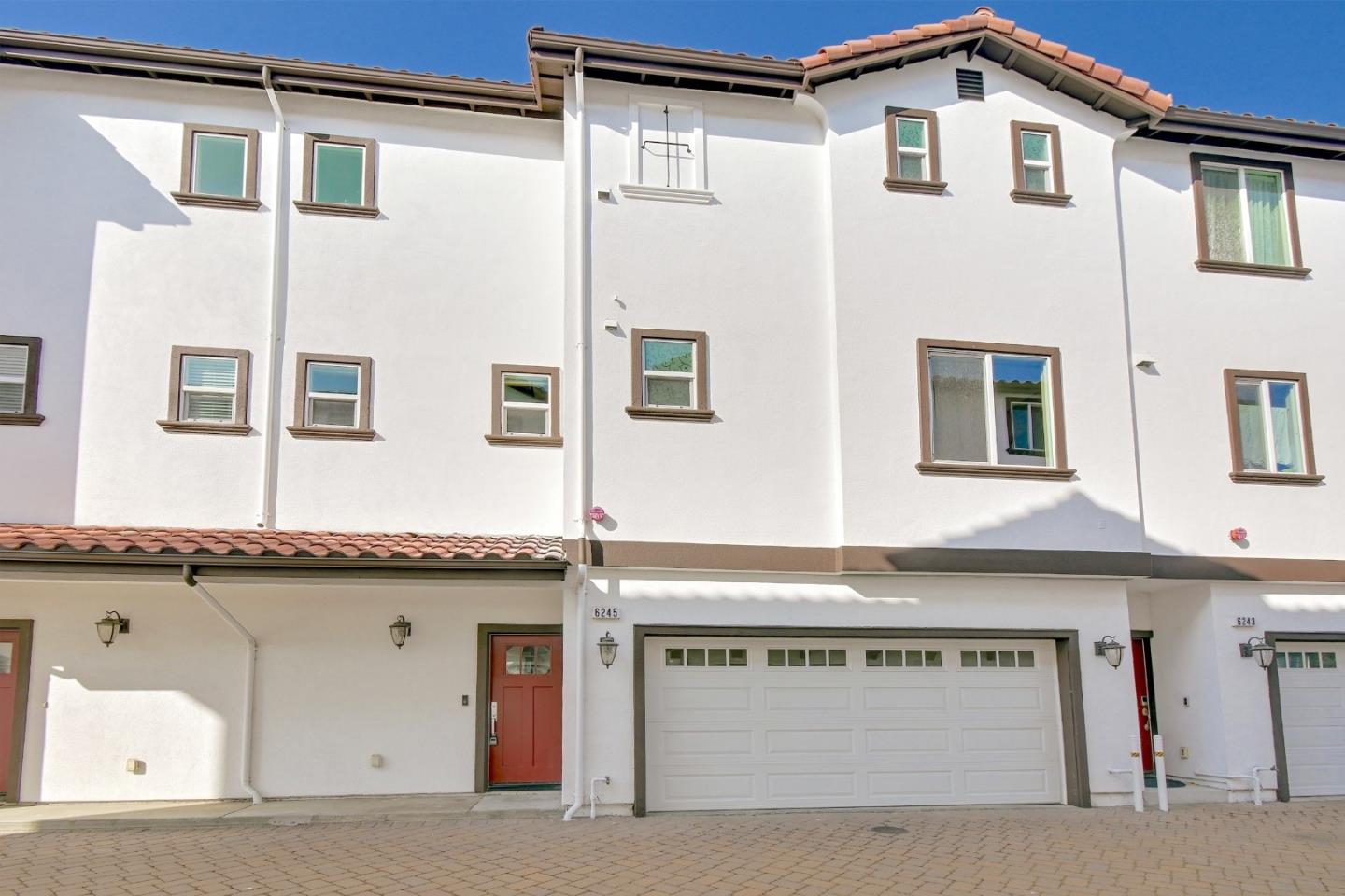 Front Image Thumbnail for ML82026820