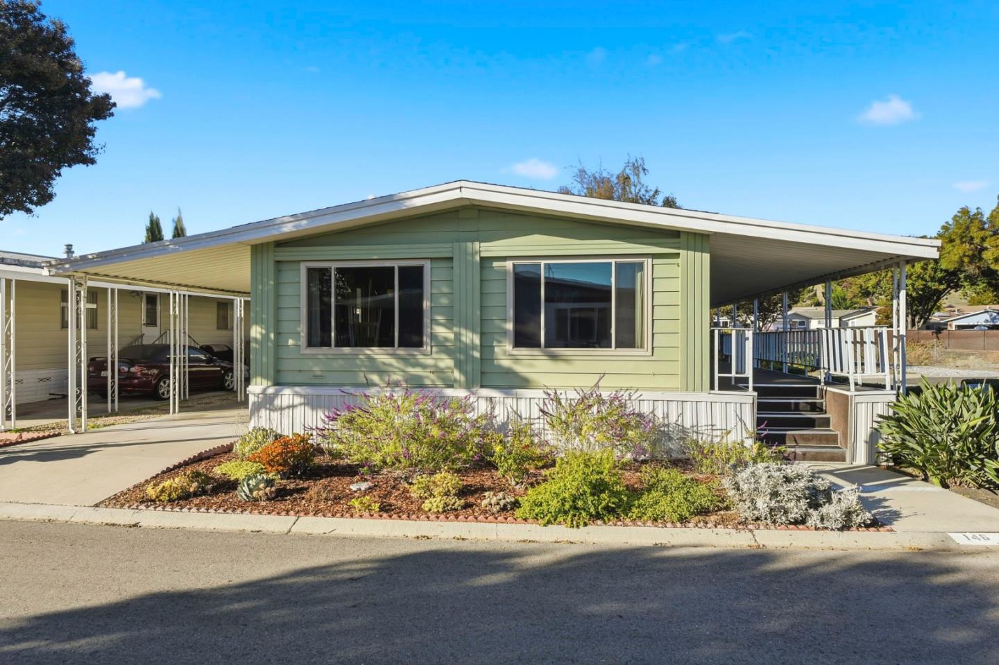 Front Image Thumbnail for ML82026851