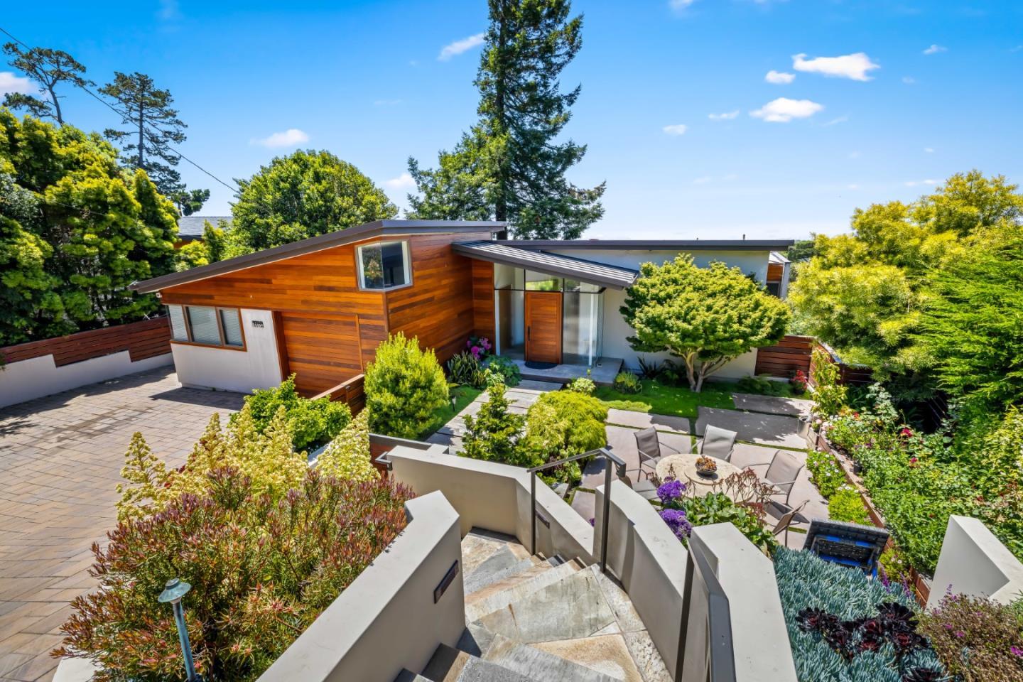 Front Image Thumbnail for ML82026886