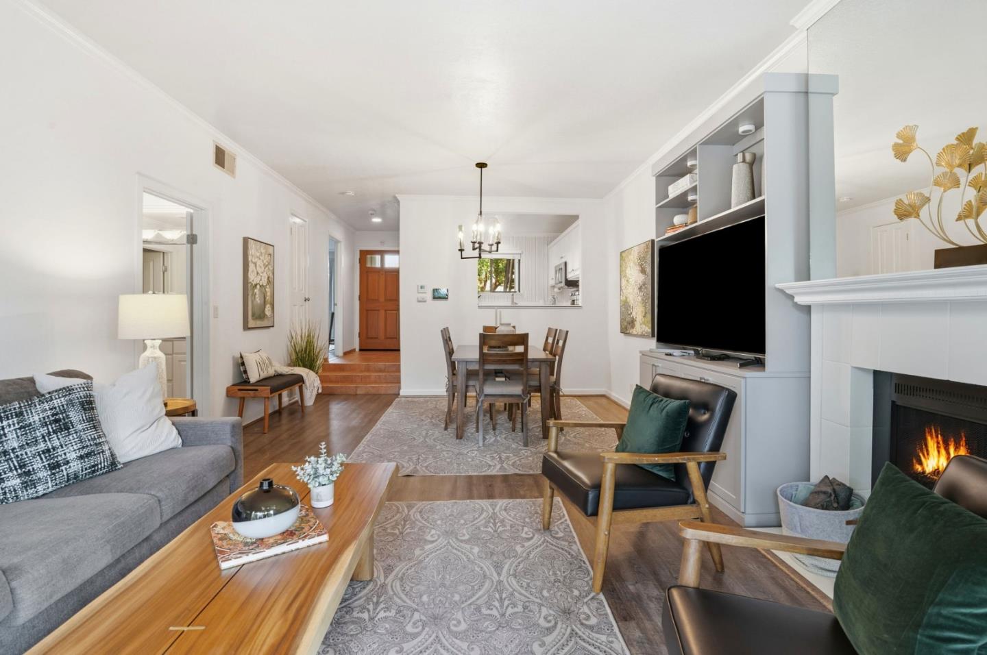 Front Image Thumbnail for ML82026962