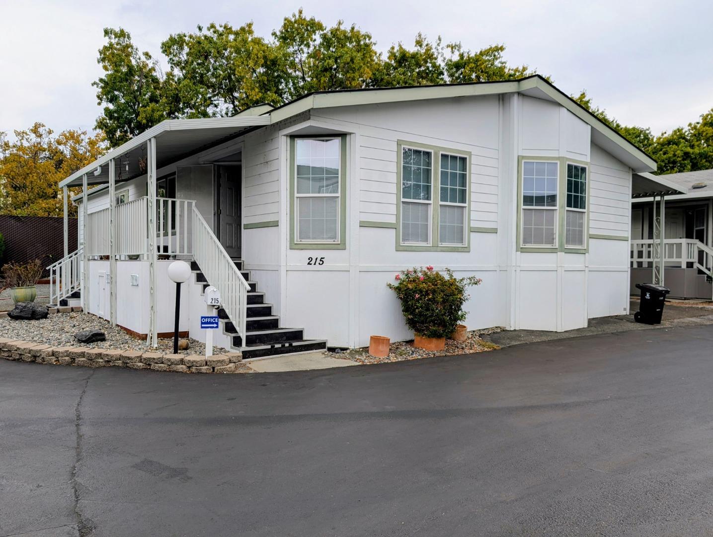 Front Image Thumbnail for ML82027021