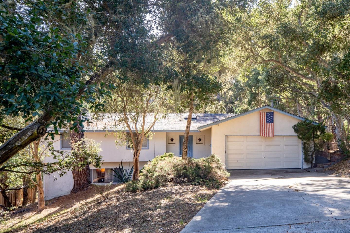 Front Image Thumbnail for ML82027058