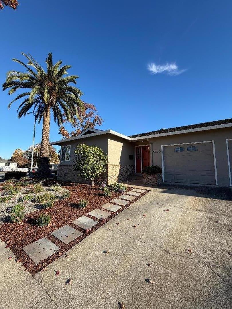 Front Image Thumbnail for ML82027138