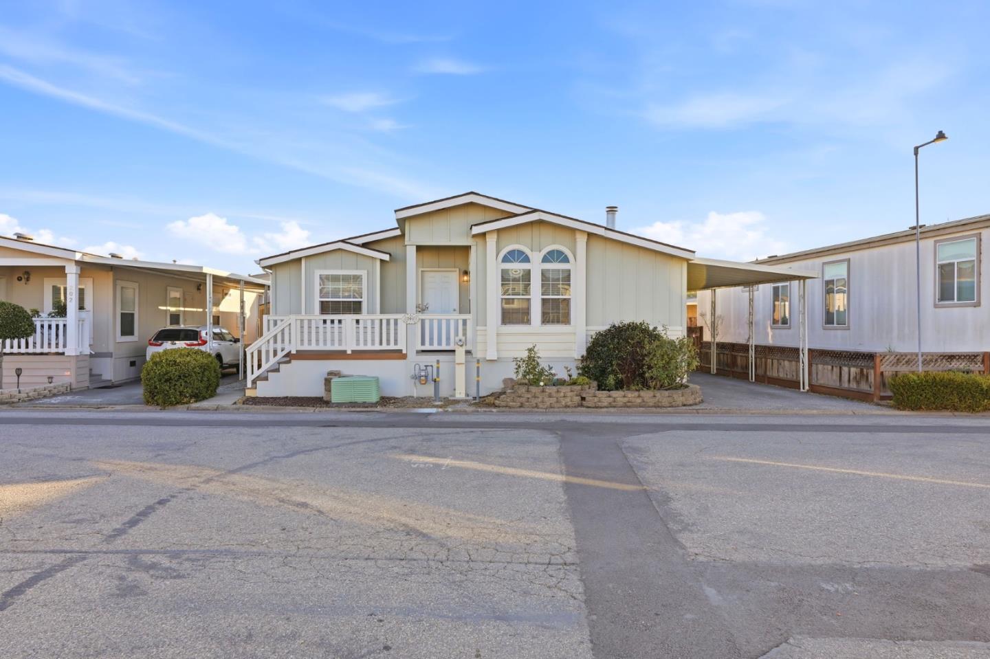 Front Image Thumbnail for ML82027187