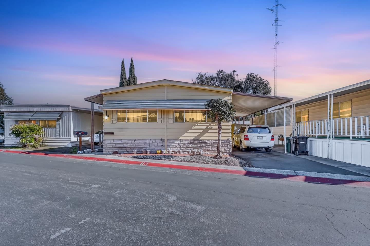 Front Image Thumbnail for ML82027217