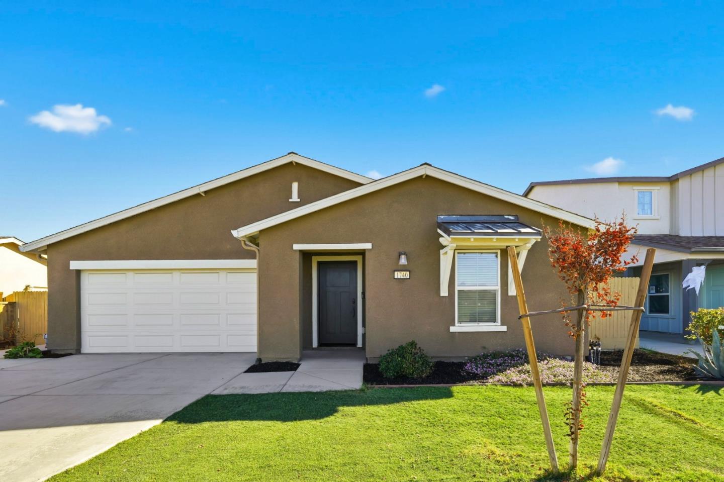 Front Image Thumbnail for ML82027233