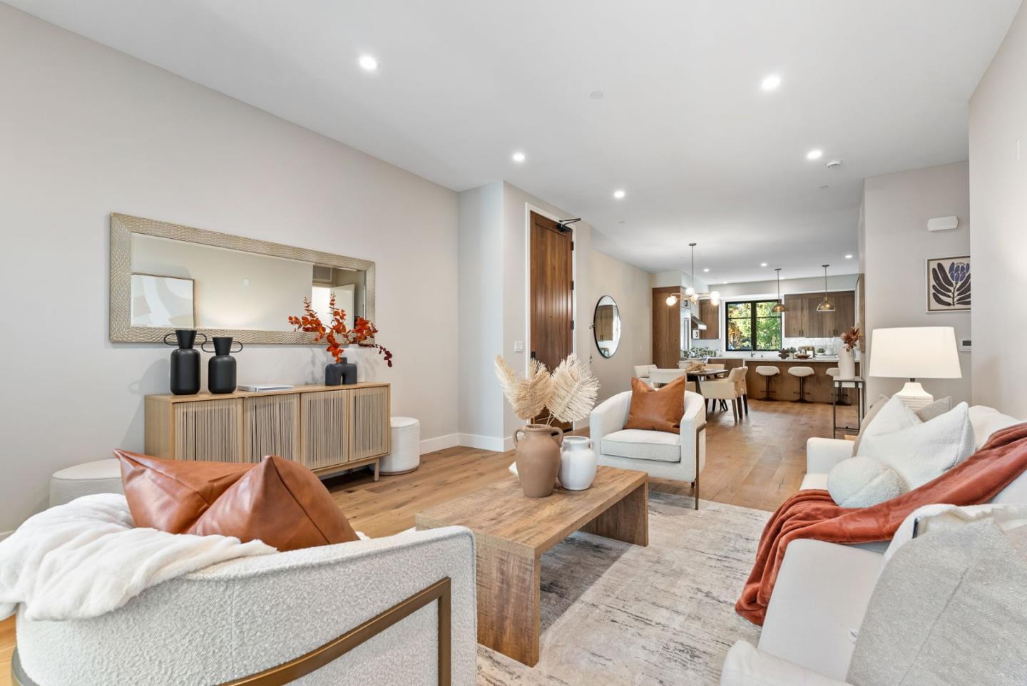 Front Image Thumbnail for ML82027333