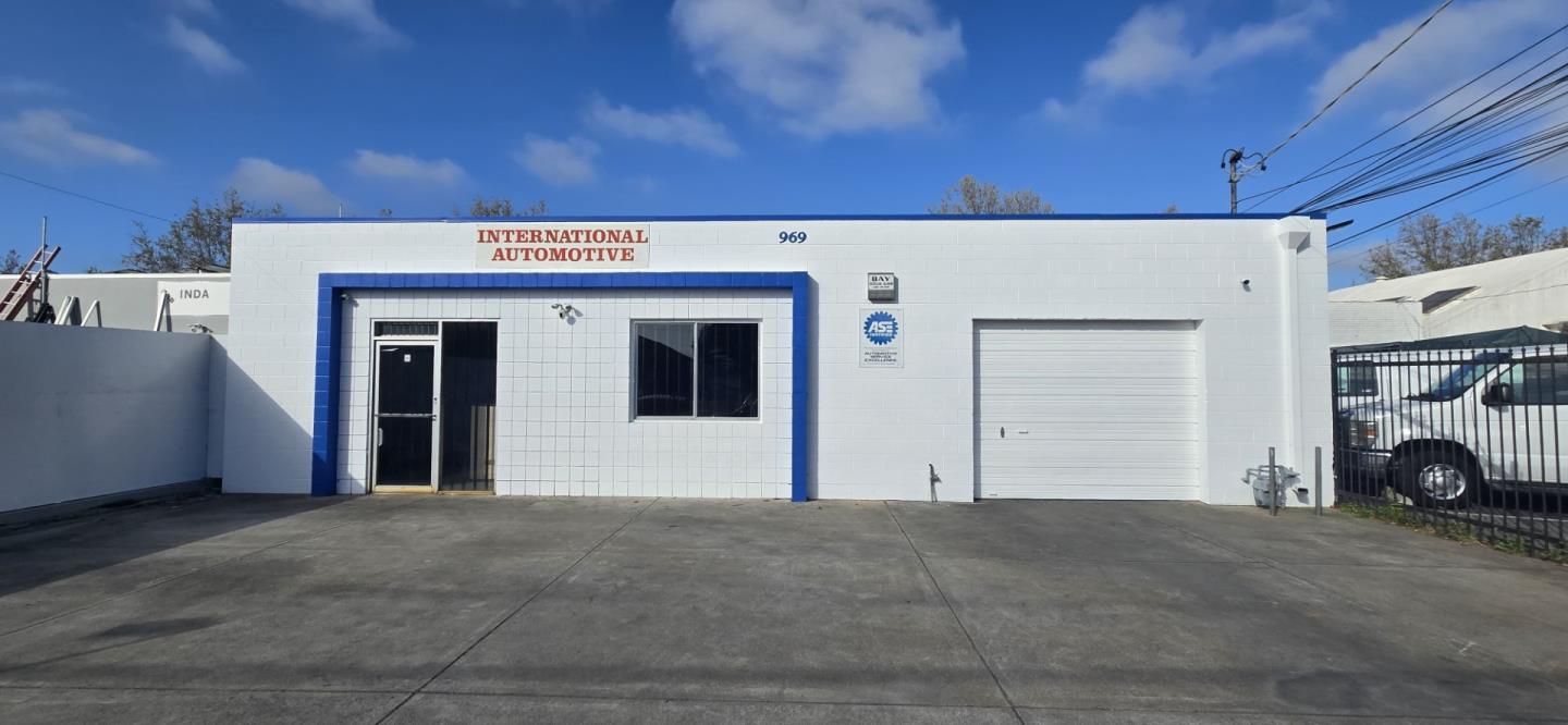 Front Image Thumbnail for ML82027394