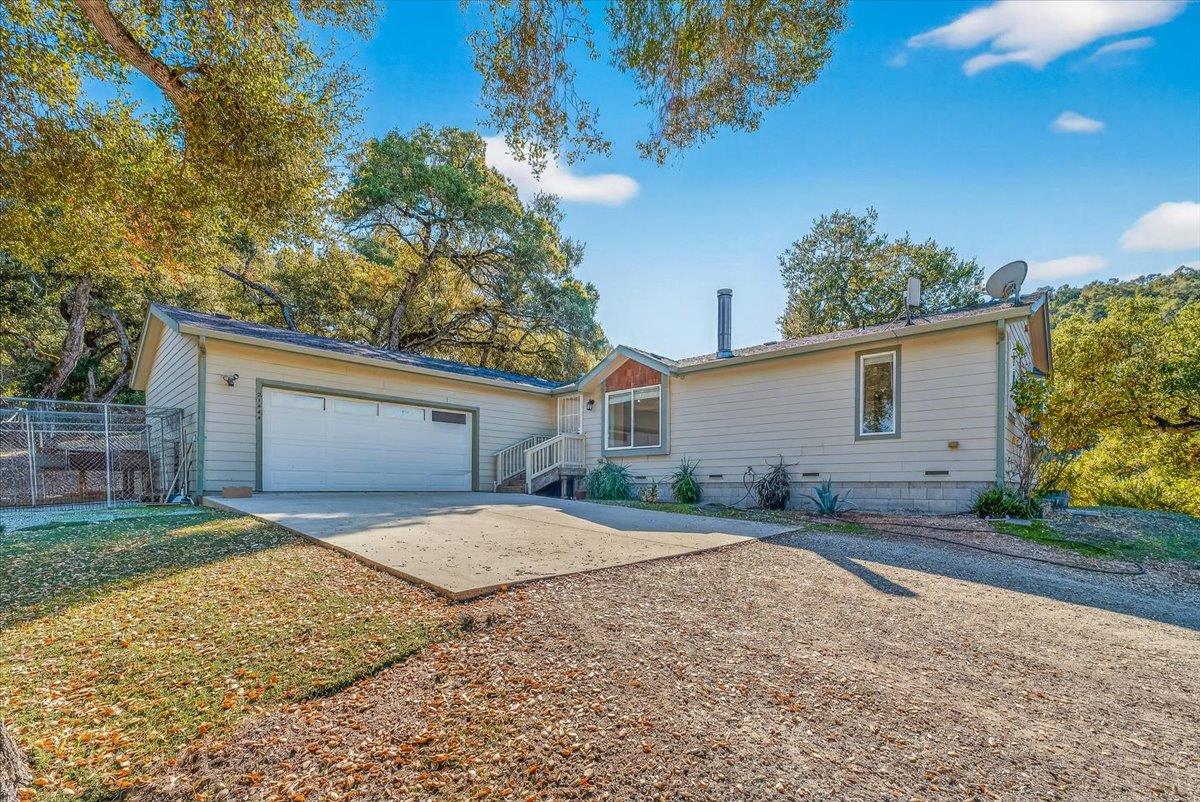 Front Image Thumbnail for ML82027472