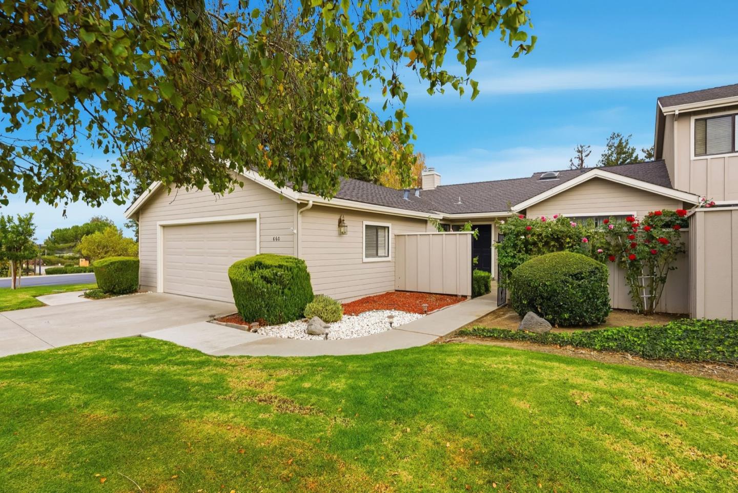 Front Image Thumbnail for ML82027483