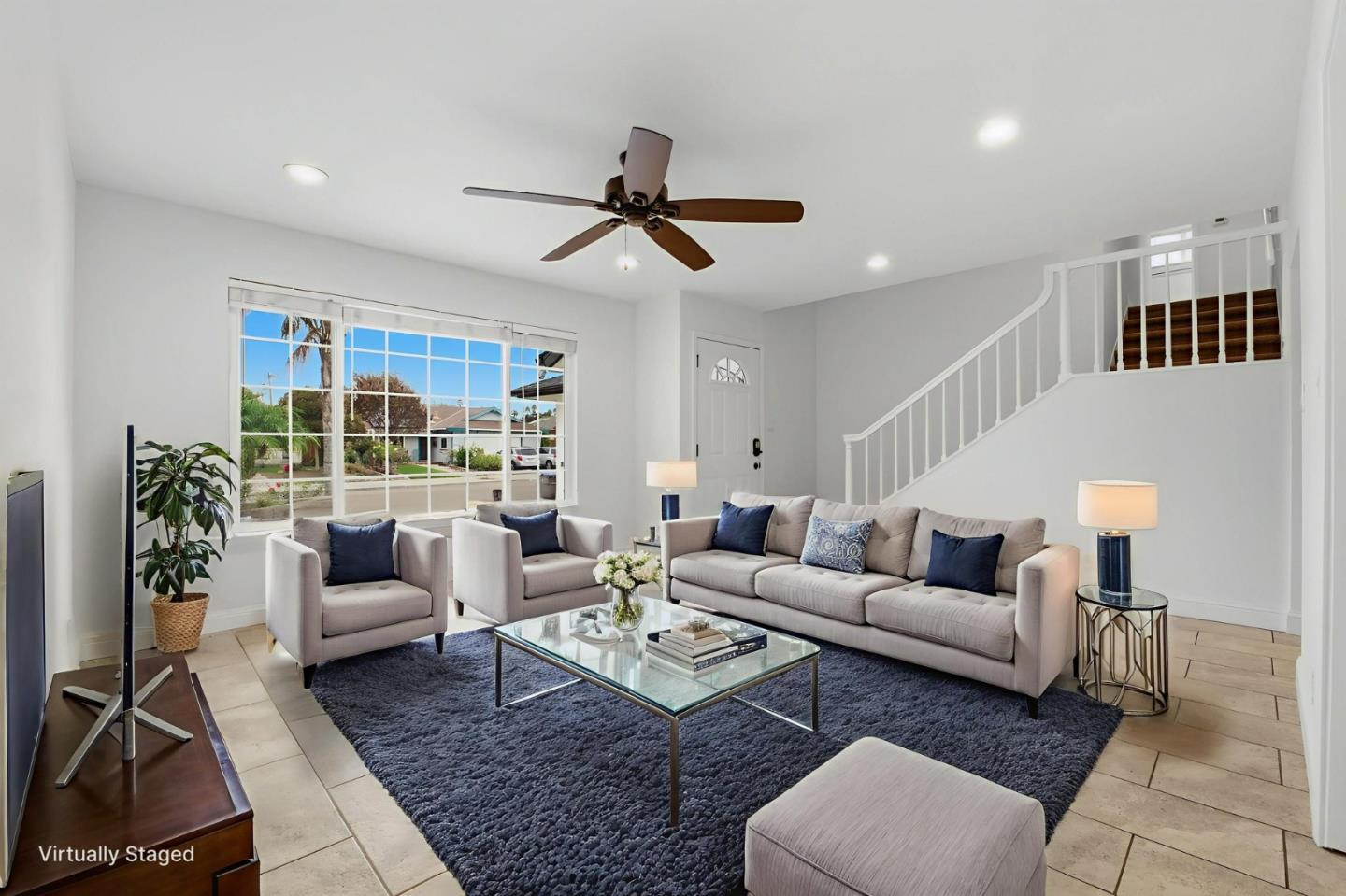 Front Image Thumbnail for ML82027559