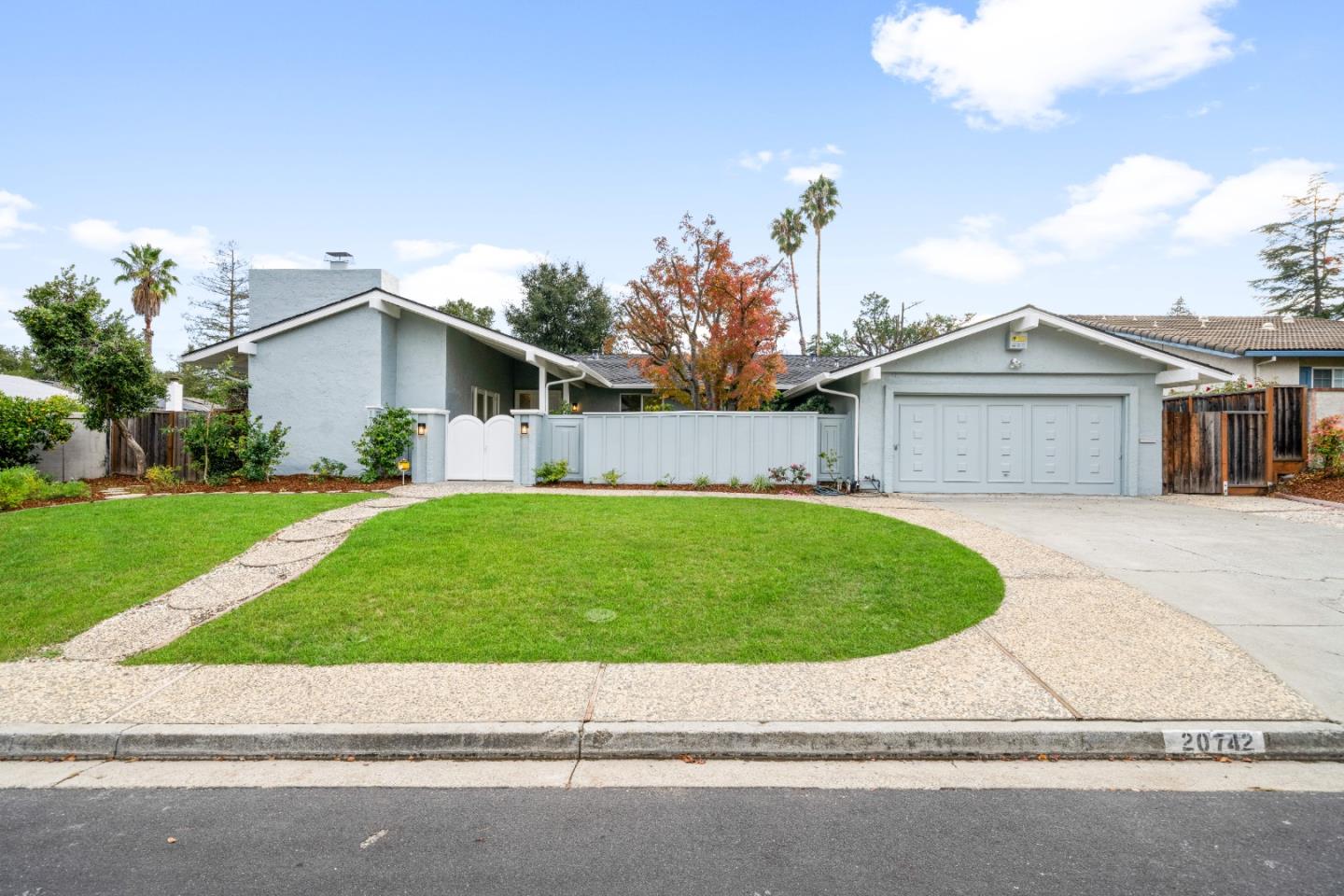 Front Image Thumbnail for ML82027582