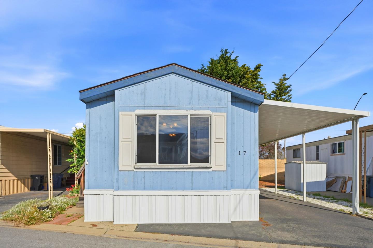 Front Image Thumbnail for ML82027628