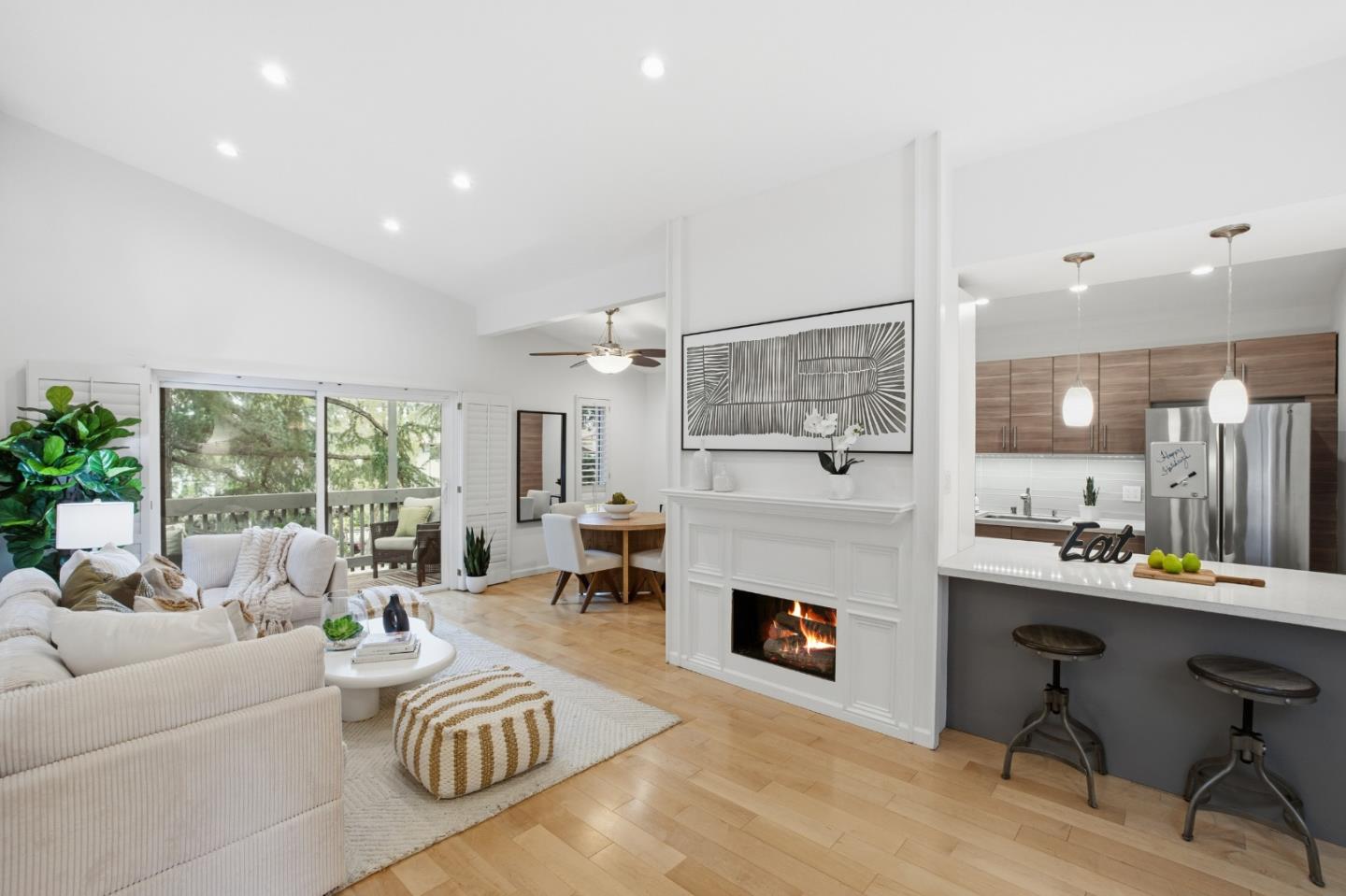 Front Image Thumbnail for ML82027663