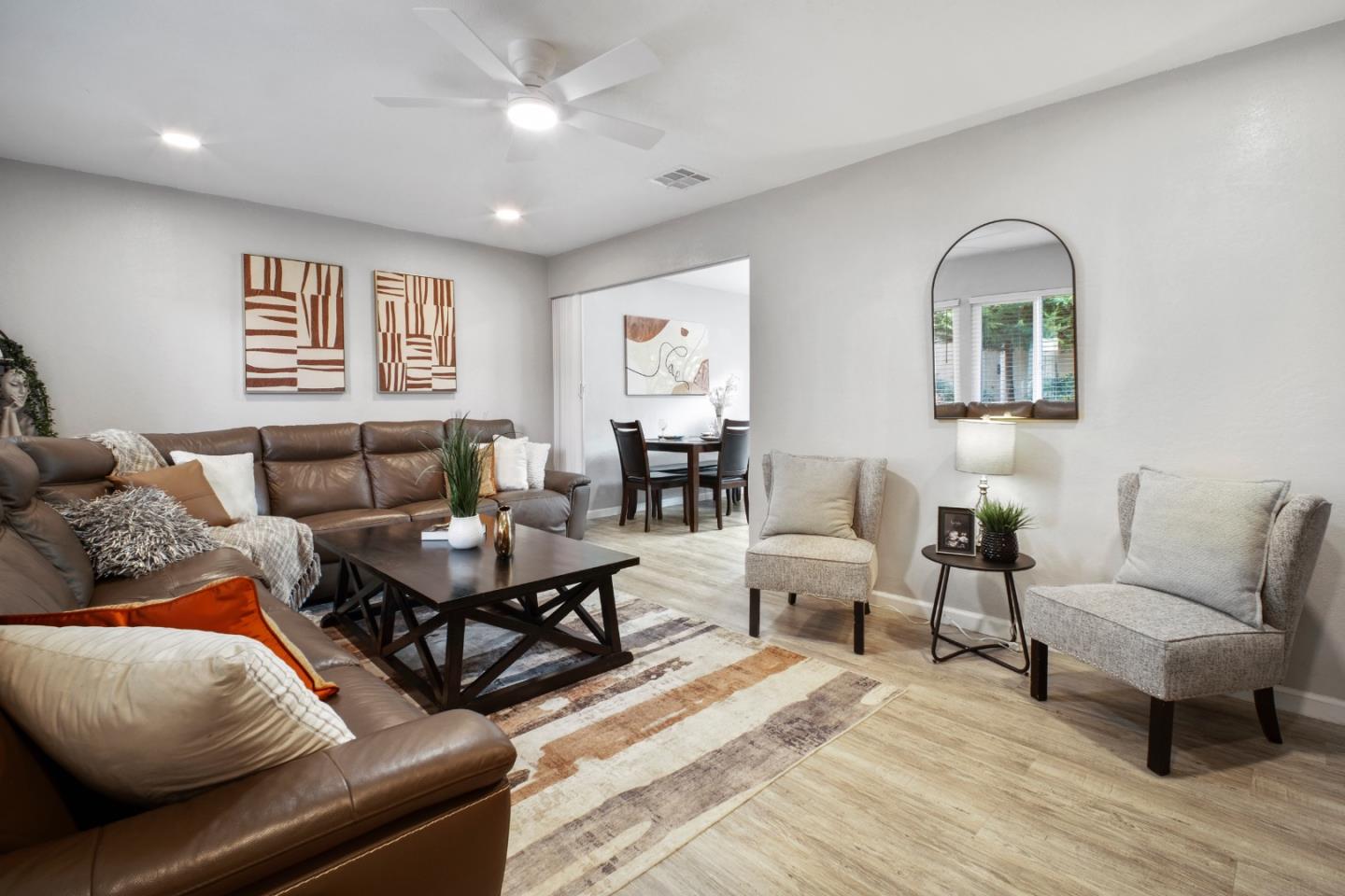 Front Image Thumbnail for ML82027681