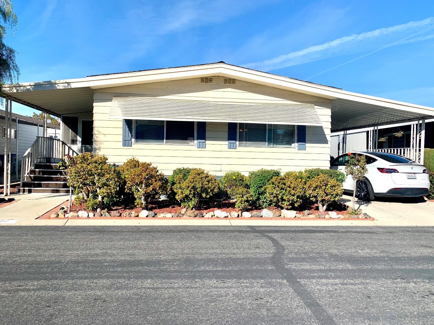 Front Image Thumbnail for ML82027711