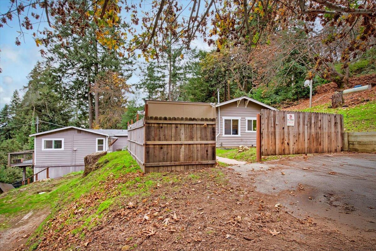 Front Image Thumbnail for ML82027755