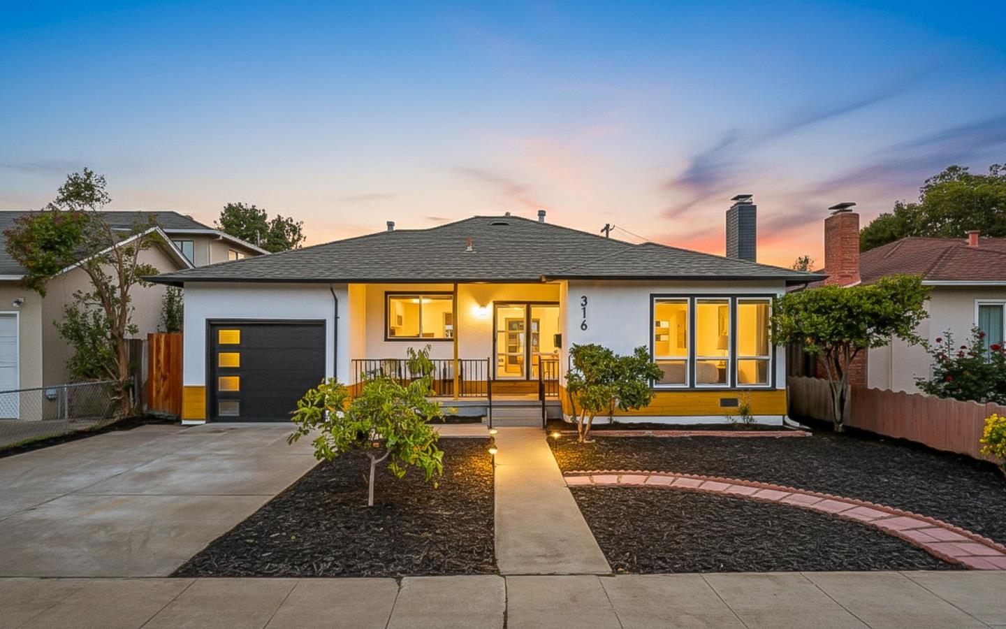 Front Image Thumbnail for ML82027758